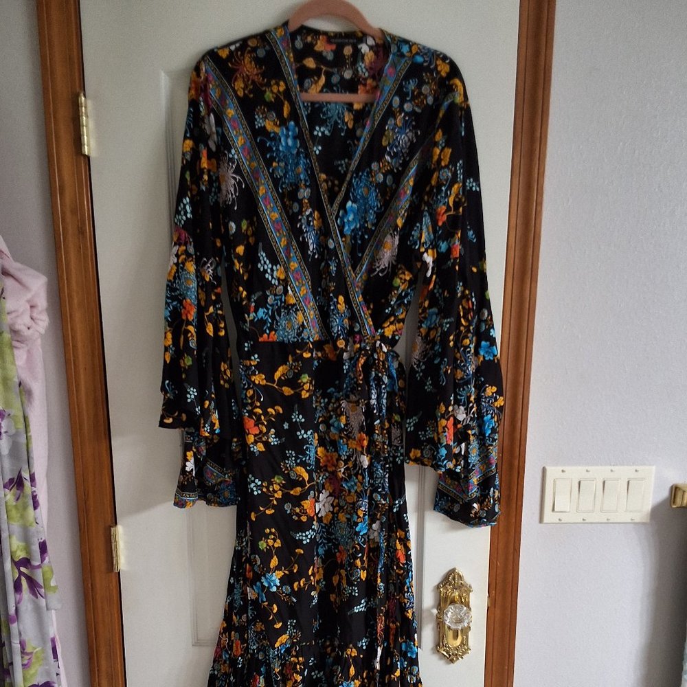 THE ADVENTURE DRESS Maxi Dress